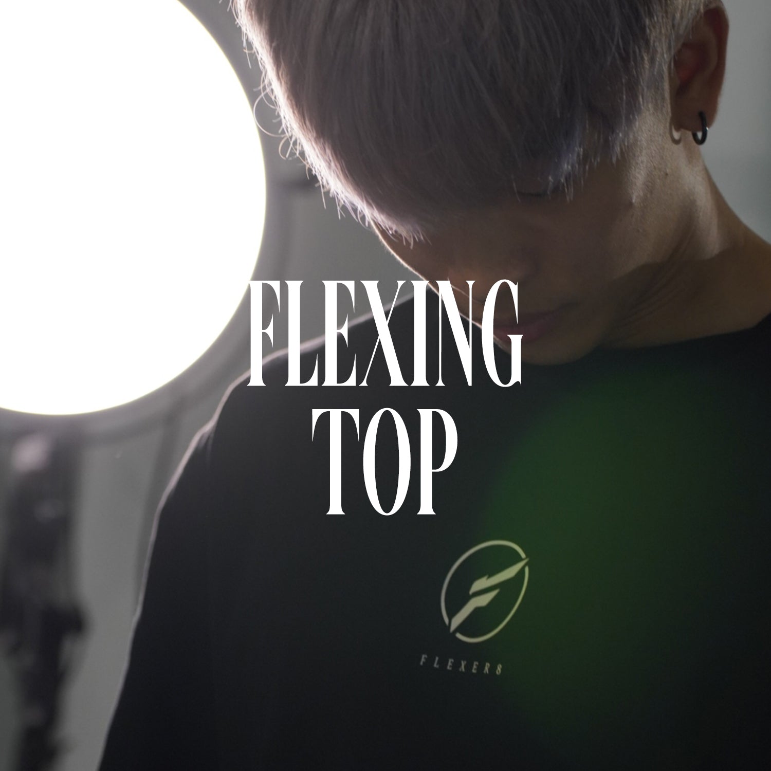MUSCULAR T-SHIRT