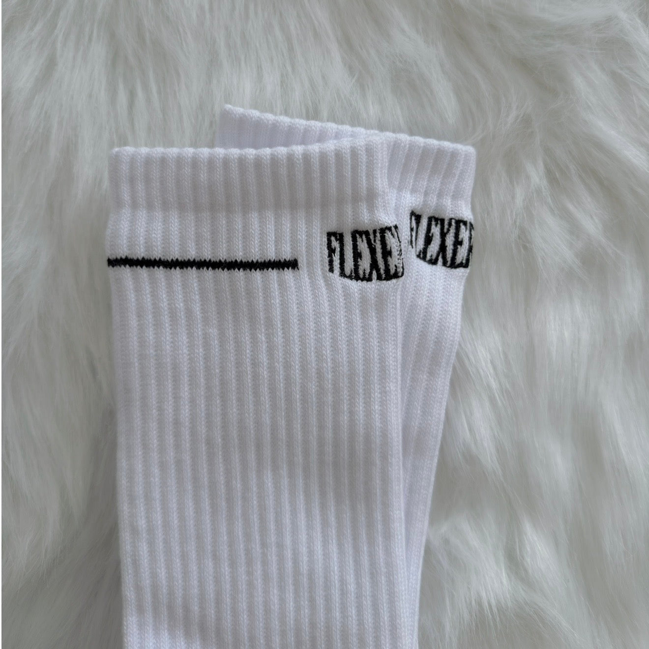FLEXER8™︎ Surrounded Embroidered Logo Knitted Towel Socks
