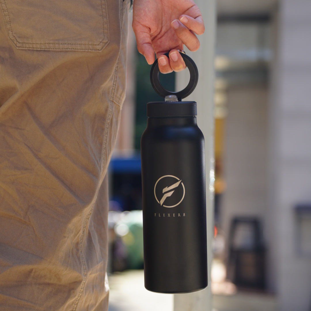 FLEXER8™︎ Magnetic Vacuum Water Bottle 24oz(With Magnetic Sticker)