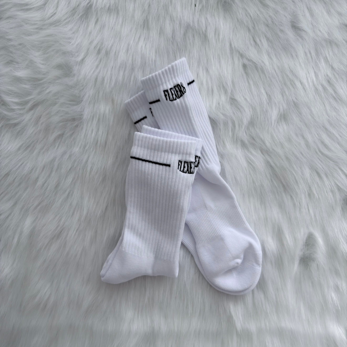 FLEXER8™︎ Surrounded Embroidered Logo Knitted Towel Socks