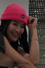 FLEXER8™︎ Plastic Tag Logo Short Beanie