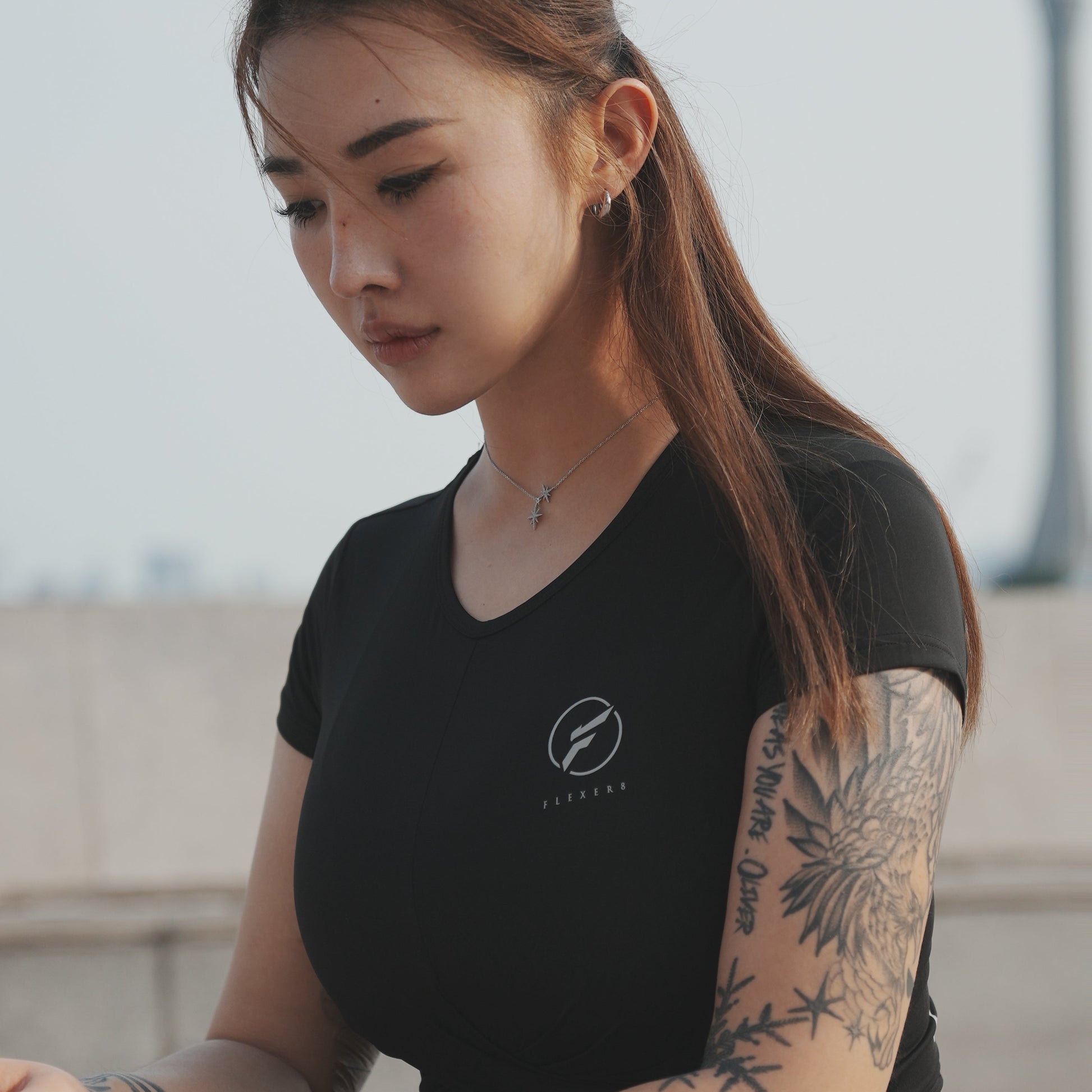 FLEXER8™︎ Slim-fit Female Cropped Tee