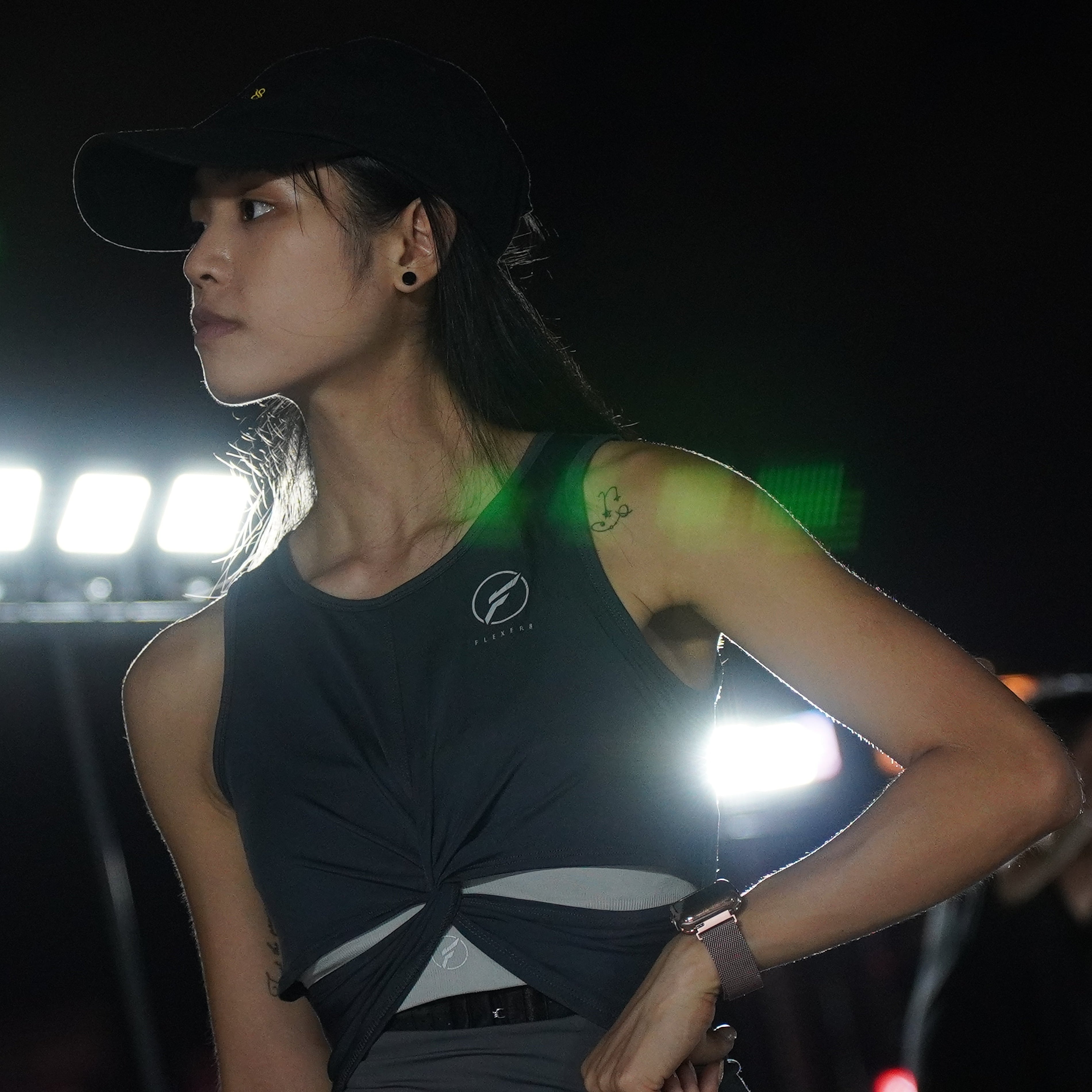 FLEXER8™︎ Slim-fit Female Cropped Vest