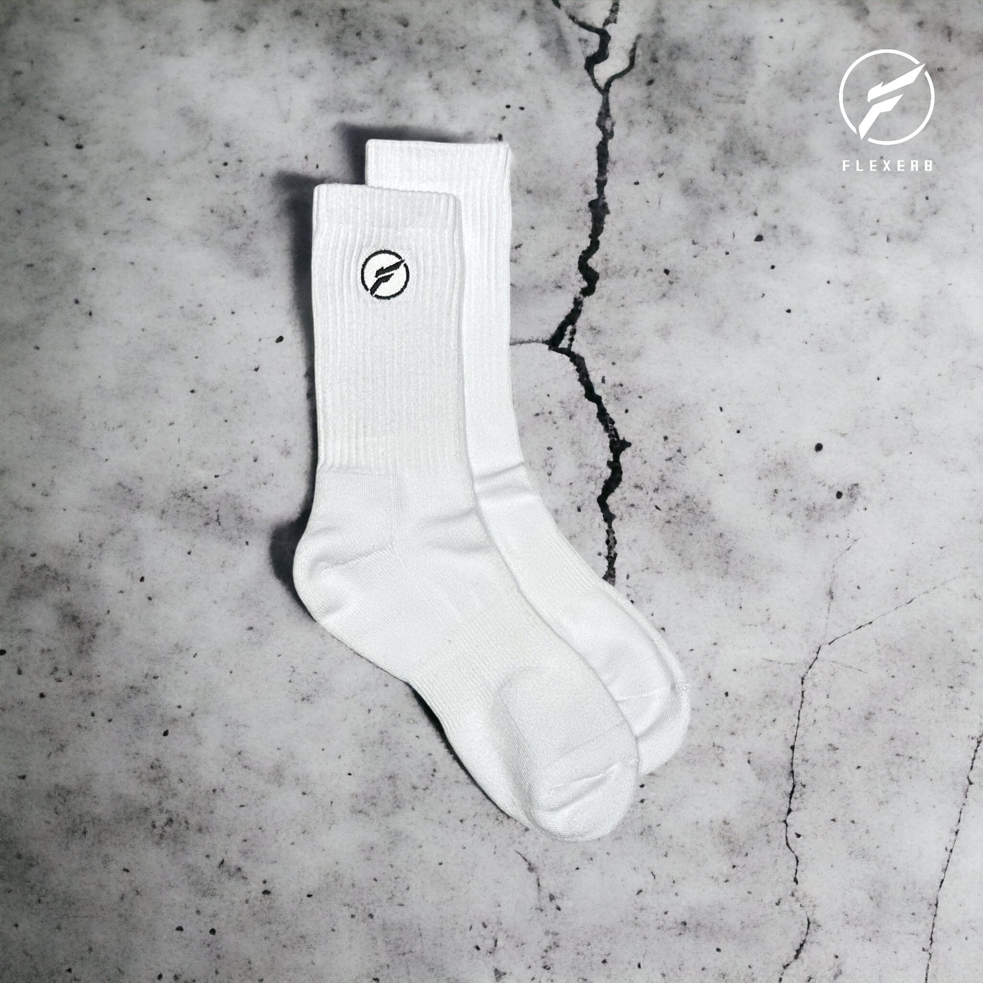 FLEXER8™︎ Embroidered Logo Knitted Towel Socks